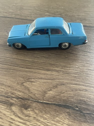 Ancienne voiture norev - ancienne,