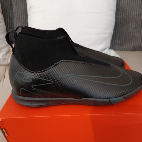 Chaussures football - chaussures,