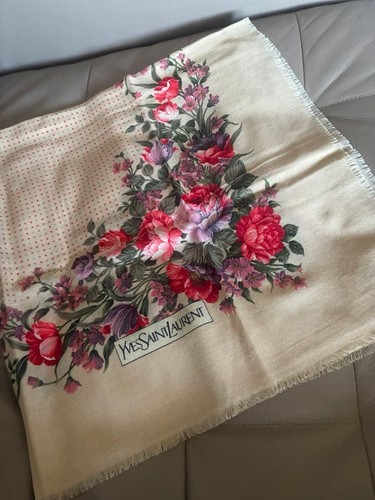 Foulard yves saint laurent - foulard,