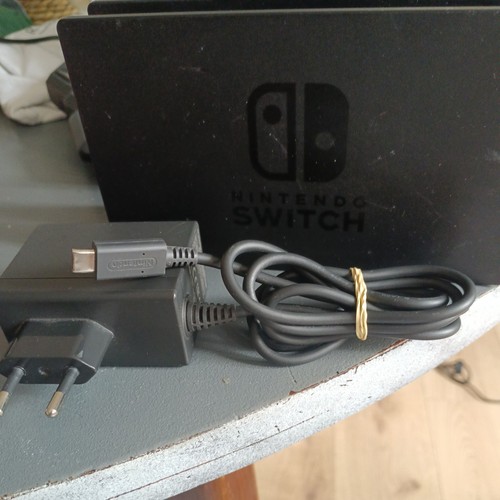 Nintendo switch console - 32, go