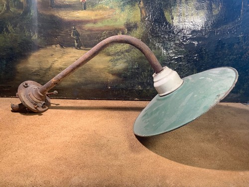 Ancienne lampe de - 44,