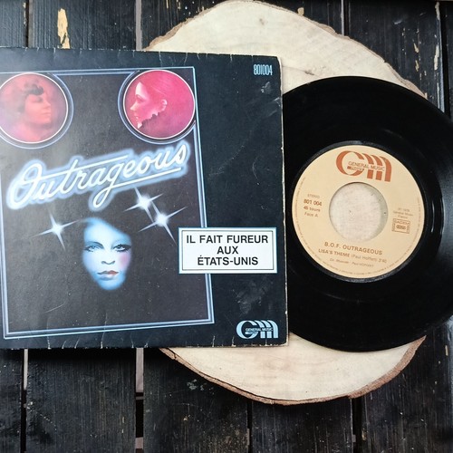 Outrageous 45 tours - , 17