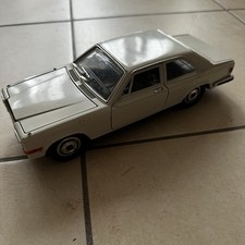 Voiture Miniature Burago Rolls Royce Camargue  - 1:22 Made In Italy