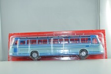 AUTOBUS ET AUTOCARS DU MONDE