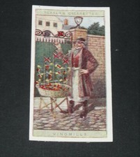 JOHN PLAYER'S CIGARETTES CARD CRIES OF LONDON 1916 BLUE BACK N°24