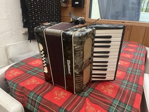 Accordéon chromatique - accordéon,