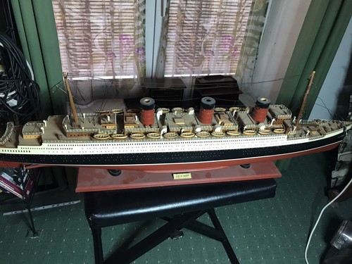 Maquette bateau bois - en, le