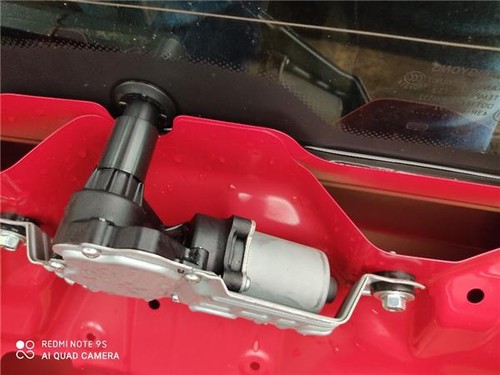 Moteur essuie glaces arrière - essuie-glaces,