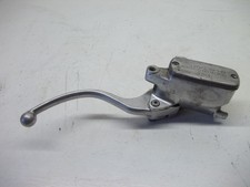 maitre cylindre de frein avant