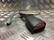 Attache ceinture avant droit VOLVO V 50 PHASE 2 BREAK 6841697