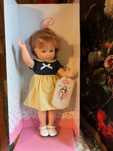 Poupee neuve marie - poupee,