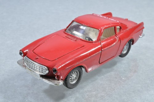 Cb401 dinky toys - cb401, volvo