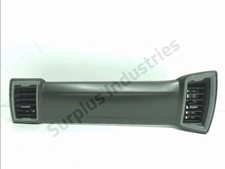 DIFFUSEUR AIR DROITE FORD