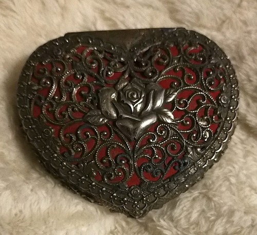 Vintage boîte cœur bijoux - cœur,