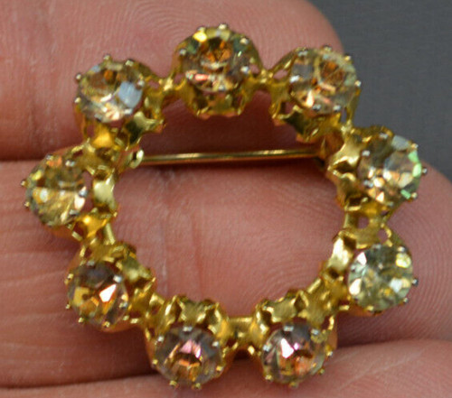 Bijou broche forme - bijou, en