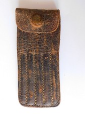 POCHETTE CUIR AVEC OUTILS