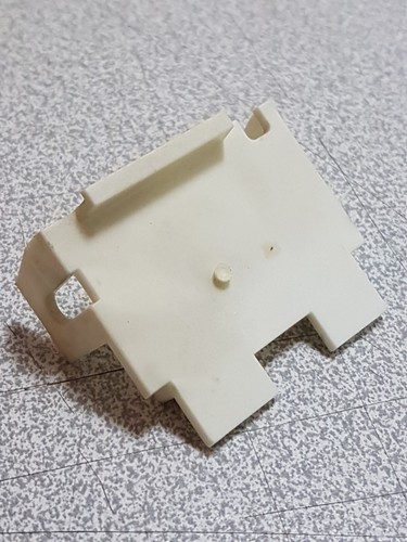 Plastique cache clip clips