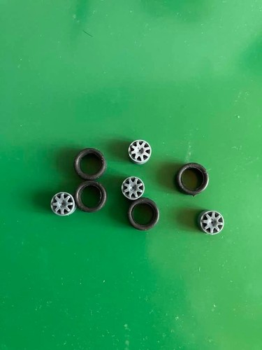 Roues jantes pneus - 43,