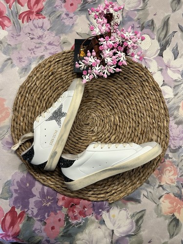 Golden goose super - goose, super-star