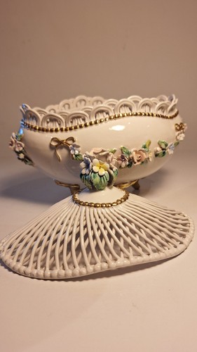 Bonbonnière porcelaine style
