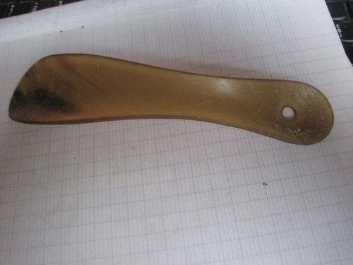 Ancien chausse pied corne - pied, en