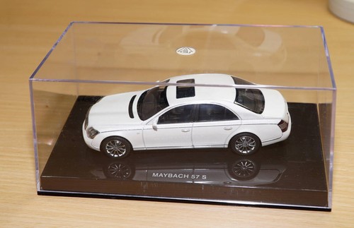 Autoart maybach 57 s - autoart,