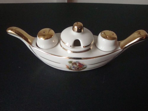 Service condiments sel - service, a