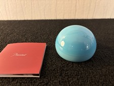 Presse papier opaline bleu