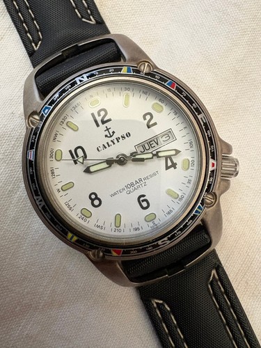 Montre bracelet plongée - montre,