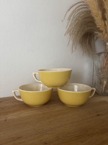 Vintage lot tasses jaunes - vintage,