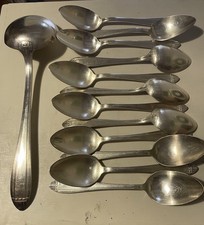 Ancienne Louche en Métal Argenté  17 cuillères à soupe