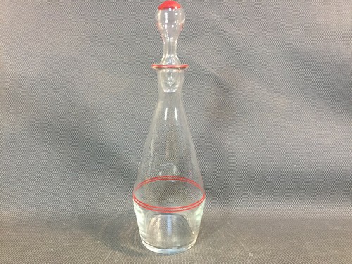 Ancienne belle petite - , carafe