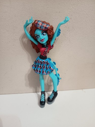 Monster high figurine lorna - monster, mc
