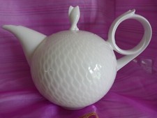 MAGNIFIQUE THEIERE PORCELAINE