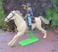 FIGURINE BRITAINS DEETAIL FAR