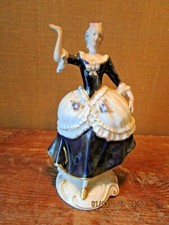 Figurine "Royal Dux" /
