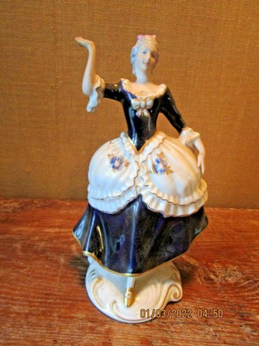 Figurine royal dux - figurine, /