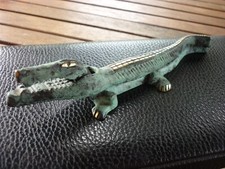 Walter Bosse. Casse-noisettes Crocodile en bronze. Patine verte. Années 50