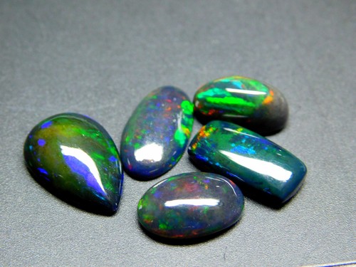 Opale noire naturelle - , 14
