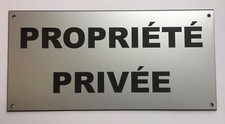 plaque, panneau "PROPRIÉTÉ