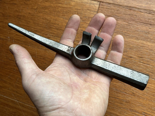 Antique carpenter - ⭐️,