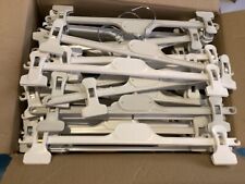 LOT 50 CINTRES A PINCE REGLABLE TRÈS ÉPAIS  36 cm BLANC EN PLASTIQUE ,ETAT NEUF