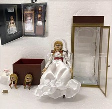 NECA Figurine Annabelle vient