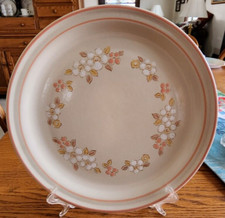 Fleur de Bois Salad Plates (pair) 7 3/4" Chantilly Hearthside Stoneware Peach !