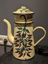 CAFETIÈRE tôle EMAILLÉE Théière décor piments . Peint à la main. Artisanat.