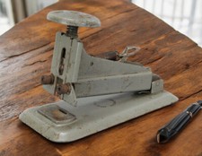 Old Vintage Lutece Stapler - R B France (Ref#R-269)