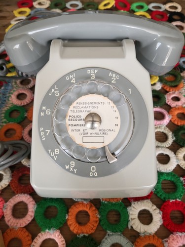 Téléphone fixe cadran - fixe, à