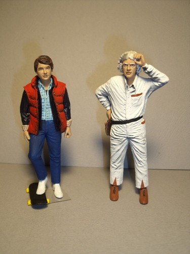 Figurines retour vers - retour,
