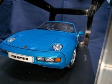 AUTOart Porsche 928 el car