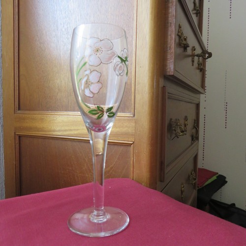 Flute champagne perrier - a,